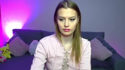 Snapshot of lina_bush chatting on February 2025 02:10:02 PM lina_bush online show from February 2025 02:10:02 PM