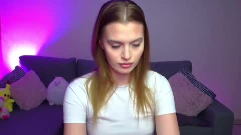 Snapshot of lina_bush chatting on March 2025 02:42:02 PM lina_bush online show from March 2025 02:42:02 PM