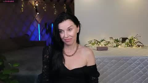 Snapshot of lina_flore chatting on June 2026 09:17:01 PM lina_flore online show from June 2026 09:17:01 PM