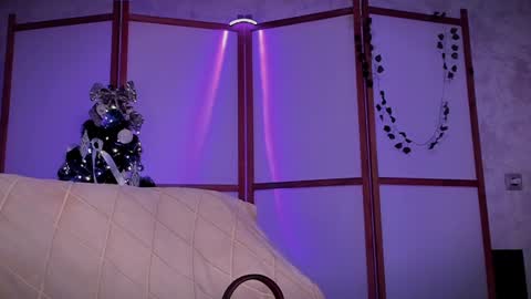 Lina -  online show from January 2025 11:54:01 AM