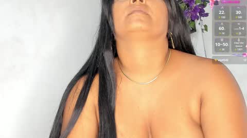 LINA SANCHEZ online show from December 2024 06:41:02 PM