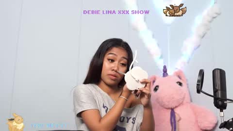 LinaDebie online show from September 2025 10:46:02 PM