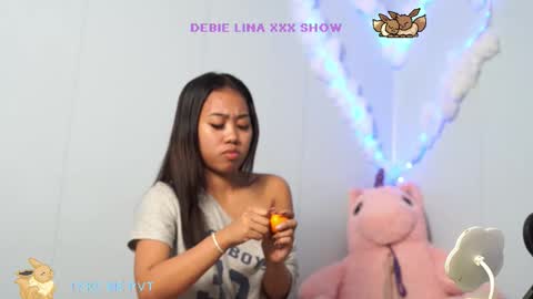 LinaDebie online show from September 2025 04:11:01 PM