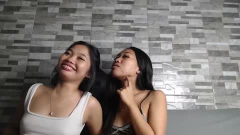 LinaDebie online show from November 2025 05:29:02 PM