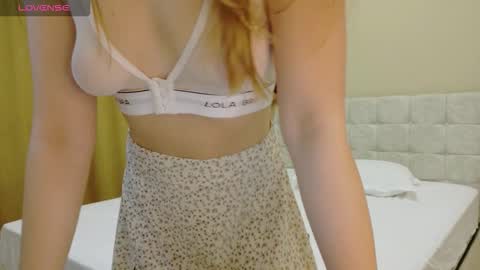 Anna online show from November 2025 01:49:02 AM