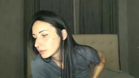 LinaLivee online show from September 2025 06:51:01 PM