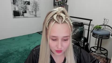 Snapshot of linatruly chatting on February 2025 12:49:01 AM Lina online show from February 2025 12:49:01 AM