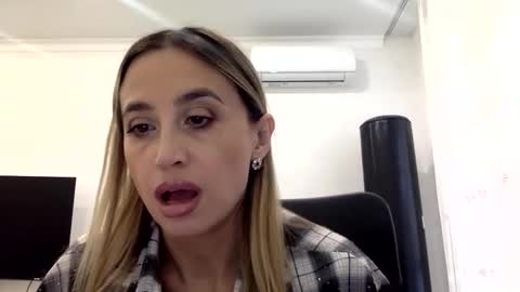 linavora online show from February 2026 11:39:02 AM