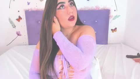 Snapshot of linda_jay_ chatting on October 2025 12:27:01 PM Linda  online show from October 2025 12:27:01 PM