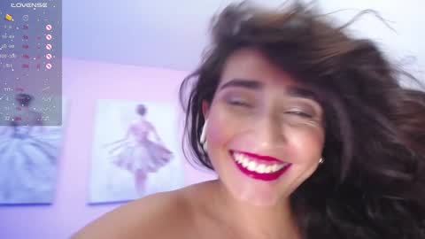 Maria Paula online show from January 2025 06:14:01 PM