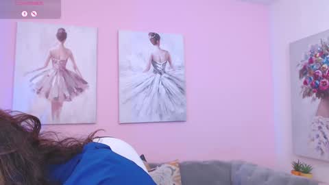 Maria Paula online show from September 2025 12:17:02 PM