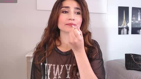 Maria Paula online show from February 2026 12:15:01 PM