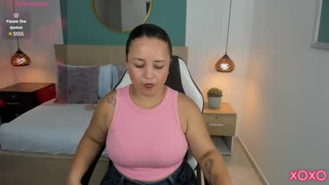 L I N D A online show from January 2025 07:18:01 PM