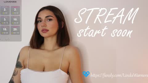 Snapshot of linda_warners chatting on January 2025 08:00:01 PM Call me Linda online show from January 2025 08:00:01 PM