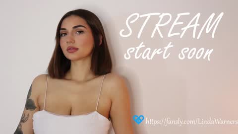 Snapshot of linda_warners chatting on February 2025 04:31:01 PM Call me Linda online show from February 2025 04:31:01 PM