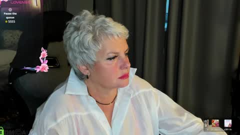 Snapshot of linda_zefir chatting on May 2026 09:27:02 AM Linda Zefir online show from May 2026 09:27:02 AM
