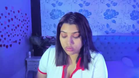    online show from January 2025 06:53:02 PM