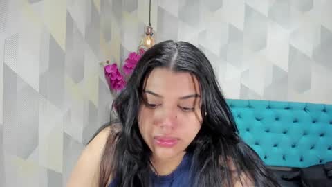    online show from October 2025 01:41:02 PM