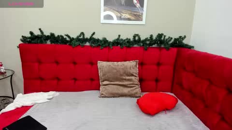 Linda online show from December 2025 01:33:02 AM