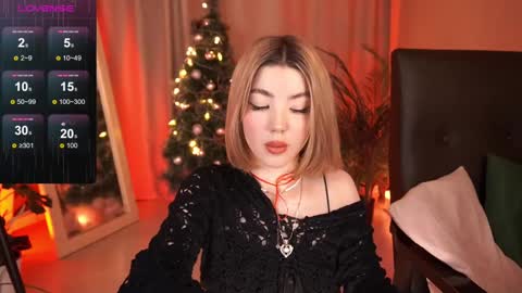 Snapshot of lindathacker chatting on January 2025 05:12:01 AM your Linda is back online show from January 2025 05:12:01 AM