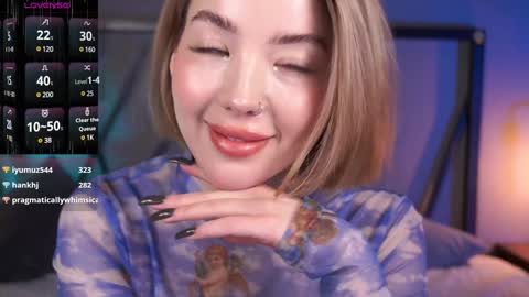 Snapshot of lindathacker chatting on January 2025 08:21:01 AM your Linda is back online show from January 2025 08:21:01 AM