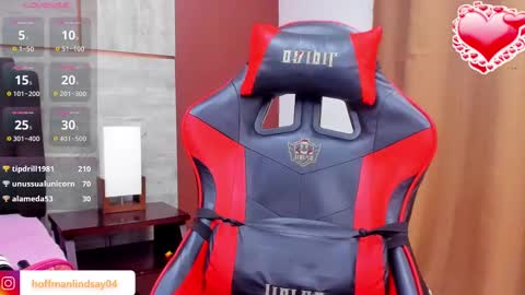 Lindsay online show from February 2025 10:32:02 PM