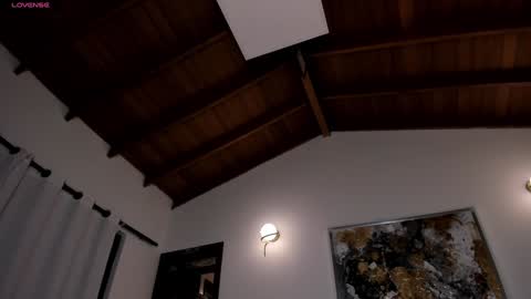 Lindsey Moss online show from January 2025 05:15:02 AM