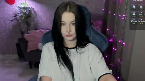 Lina online show from June 2026 03:45:01 AM