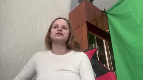 Snapshot of linettehnatow chatting on February 2026 12:01:02 PM Eva online show from February 2026 12:01:02 PM