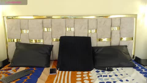 ling ling24 online show from February 2025 07:05:01 AM