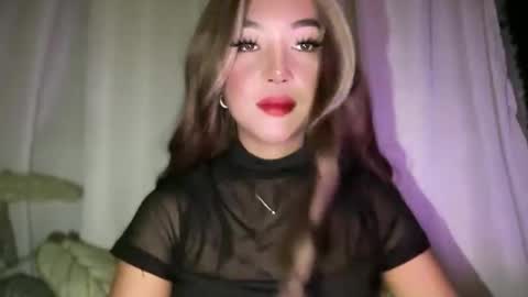 linkingqueens online show from December 2025 10:24:02 AM