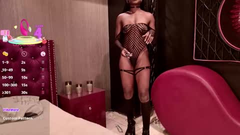  LINSY  online show from December 2025 05:20:01 PM