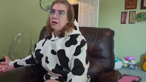 Snapshot of linzy19 chatting on November 2025 05:13:01 PM Linzy19 online show from November 2025 05:13:01 PM