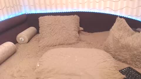 LIpsAddiction online show from March 2025 02:00:01 PM