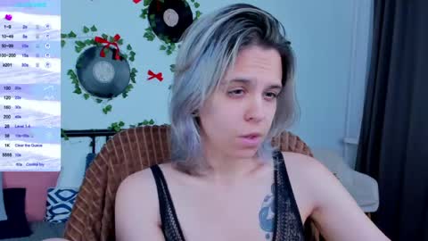 Snapshot of lirabelles chatting on June 2026 03:35:01 AM hello Ill be waiting for you during these hours tue 10am-5pm wed 3am-5pm thu 3am-5pm fri 3am-10am sat 10am-5pm sun 3am-1GMT online show from June 2026 03:35:01 AM
