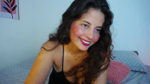 Snapshot of lirio05 chatting on January 2025 09:22:01 PM Lily see u on december 2 online show from January 2025 09:22:01 PM