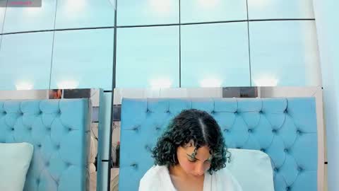  LIS ROUS  online show from December 2025 02:52:01 AM