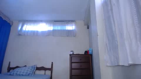 lisa_branch online show from December 2024 08:47:01 PM