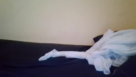 Snapshot of lisa_larry chatting on February 2025 04:33:02 AM lisa larry online show from February 2025 04:33:02 AM