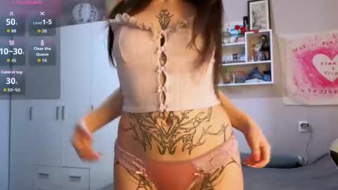 Snapshot of lisa_mzemta chatting on February 2026 08:40:02 AM Lisa online show from February 2026 08:40:02 AM