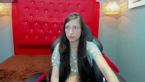 Snapshot of lisa_styleglam chatting on January 2025 07:53:02 AM Lisa online show from January 2025 07:53:02 AM