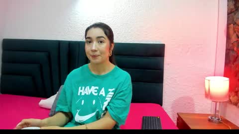 lisa white  online show from January 2026 04:05:02 AM