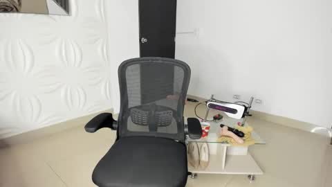 Lissa online show from October 2025 02:29:01 AM