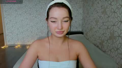 Snapshot of lissa_cristal_ chatting on May 2026 11:17:01 AM lissa_cristal_ online show from May 2026 11:17:01 AM