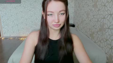 Snapshot of lissa_cristal_ chatting on May 2026 09:38:01 AM lissa_cristal_ online show from May 2026 09:38:01 AM