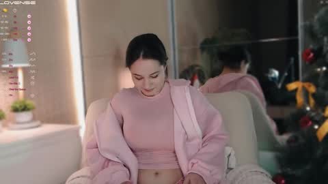 Lissa online show from December 2024 10:20:01 PM