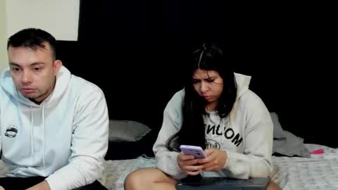 Natalia and alejandro online show from December 2025 10:52:02 AM