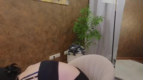 lissaros online show from March 2025 05:33:01 AM