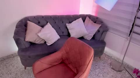 Snapshot of lissascarlett_1 chatting on November 2025 08:30:01 PM Lisssa online show from November 2025 08:30:01 PM