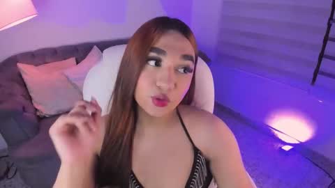 Snapshot of lissascarlett_1 chatting on November 2025 07:35:02 PM Lisssa online show from November 2025 07:35:02 PM